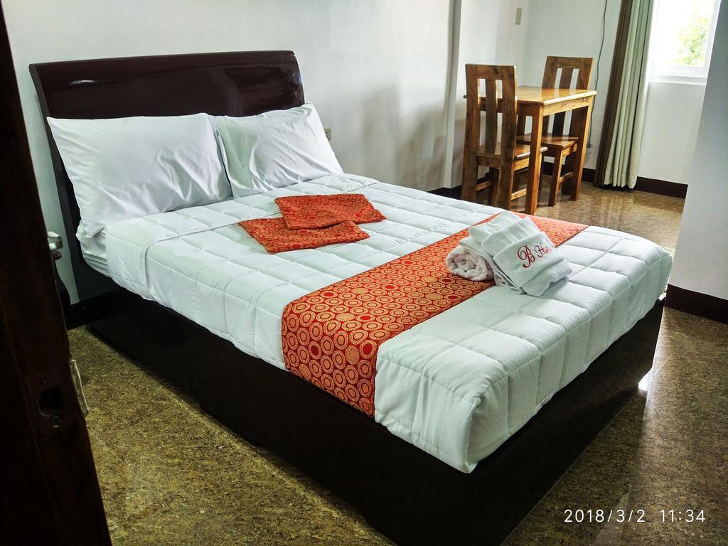 Bicotels Hotel Batangas Bagian luar foto