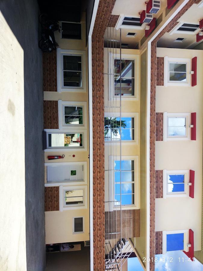 Bicotels Hotel Batangas Bagian luar foto