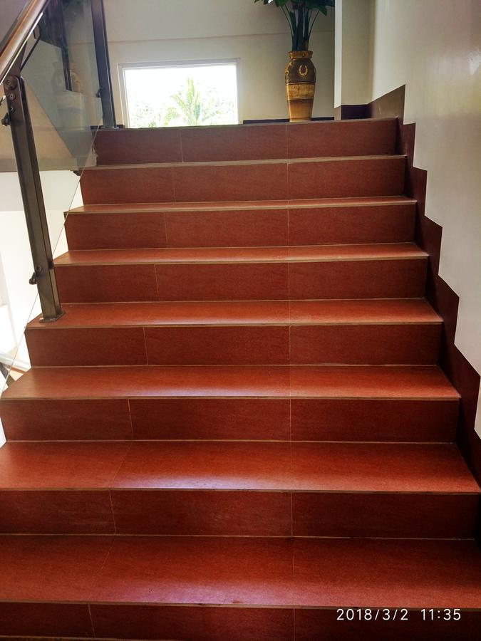 Bicotels Hotel Batangas Bagian luar foto