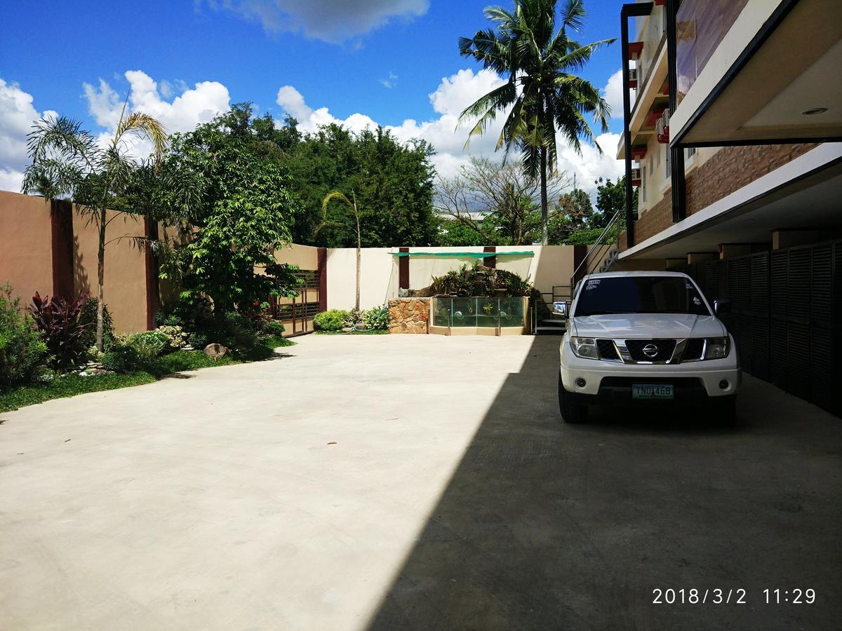 Bicotels Hotel Batangas Bagian luar foto