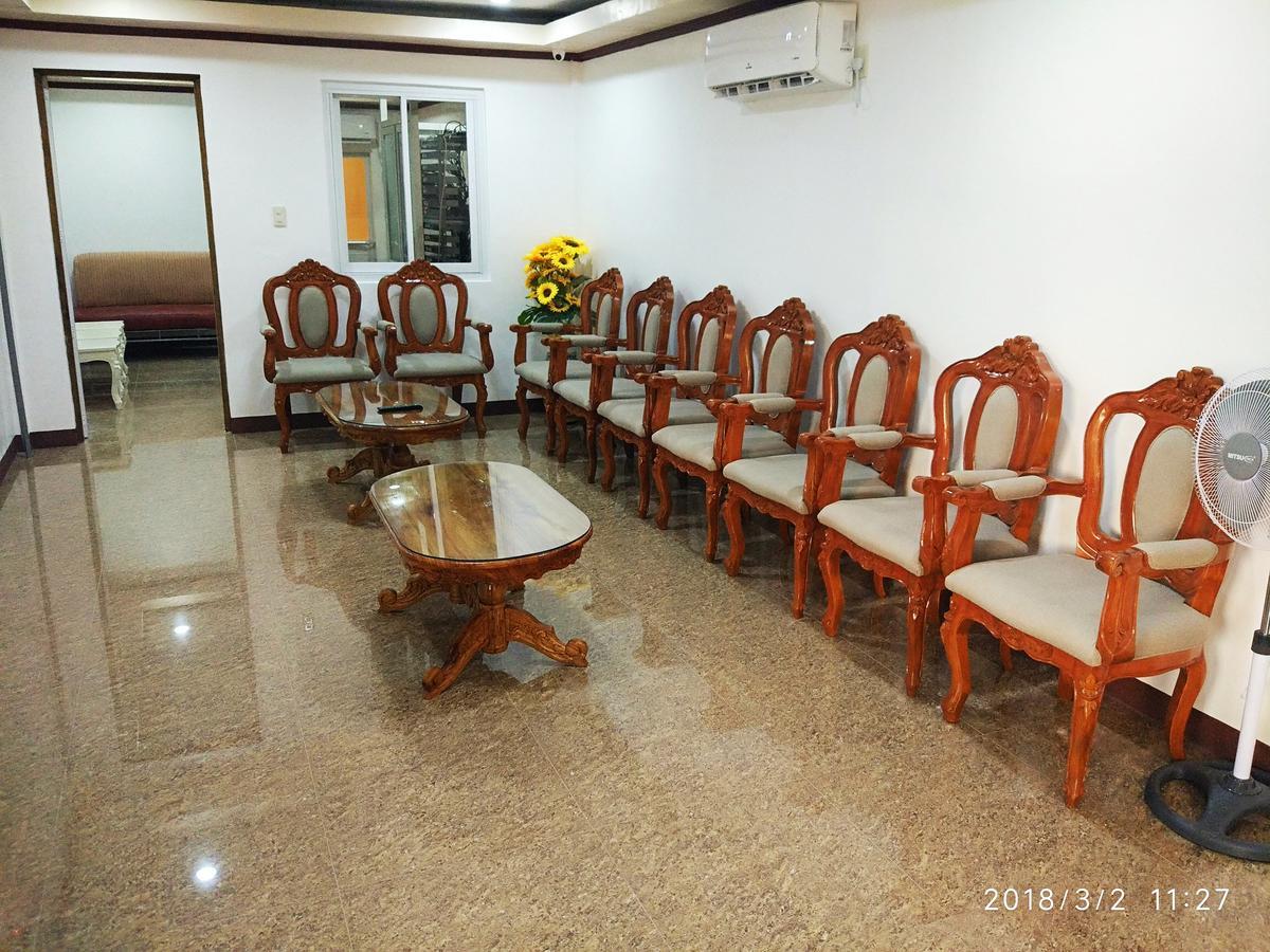 Bicotels Hotel Batangas Bagian luar foto