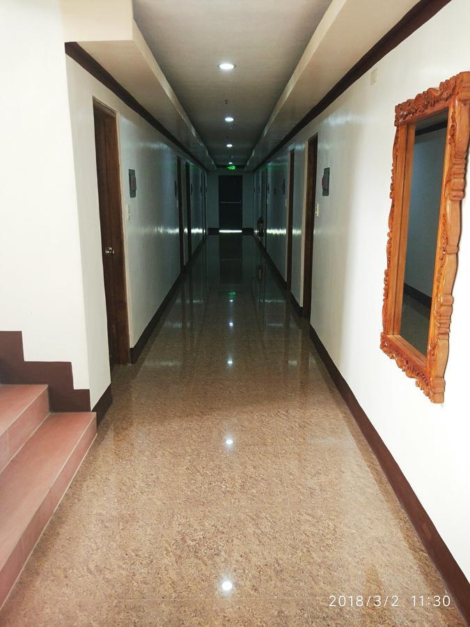 Bicotels Hotel Batangas Bagian luar foto