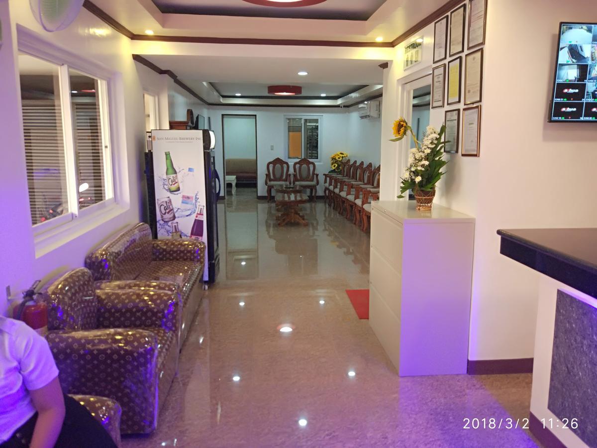 Bicotels Hotel Batangas Bagian luar foto
